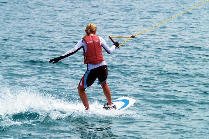 Aruba Water Skiing or Wakeboarding - What to Expect from Your Aruba Water Sports Adventure