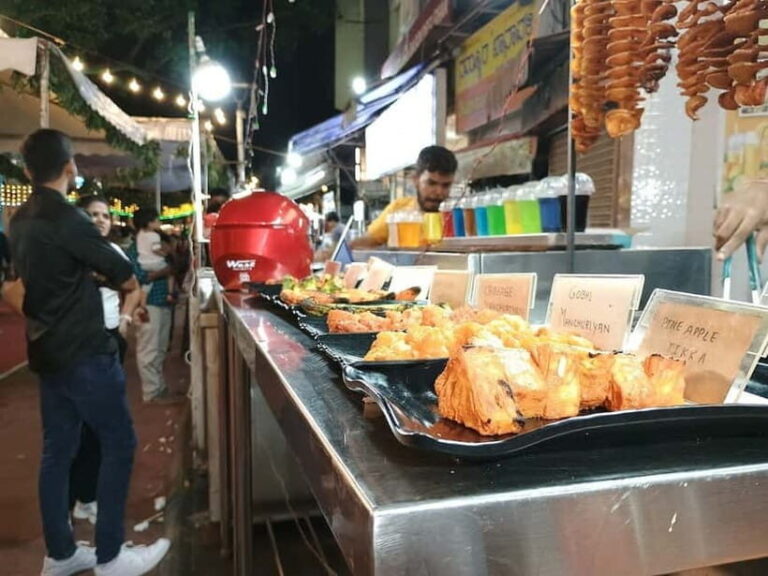 Bangalore : Evening Food Street Walk and Market Visit - A Closer Look at the Itinerary