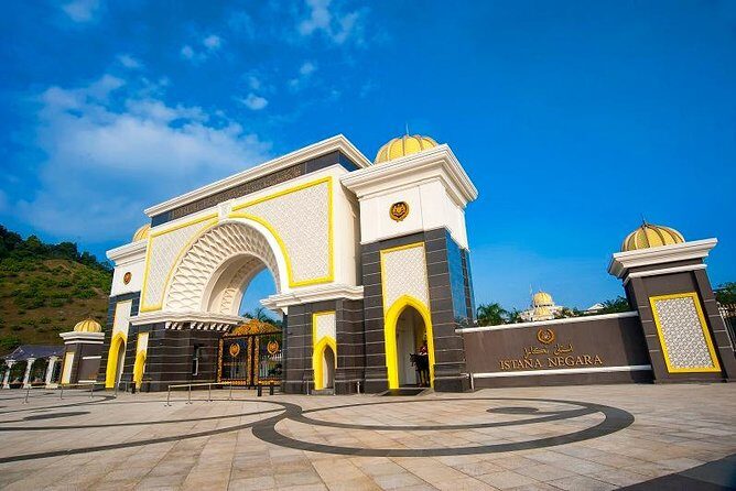 Best of Kuala Lumpur City Tour Including National Museum and National Monument - Final Thoughts