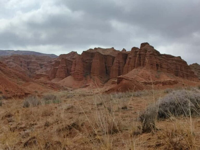 Bishkek: Ancient Burana Tower and Konorchek Canyons Day Trip - Exploring Burana Tower: A Gateway to Silk Road Lore
