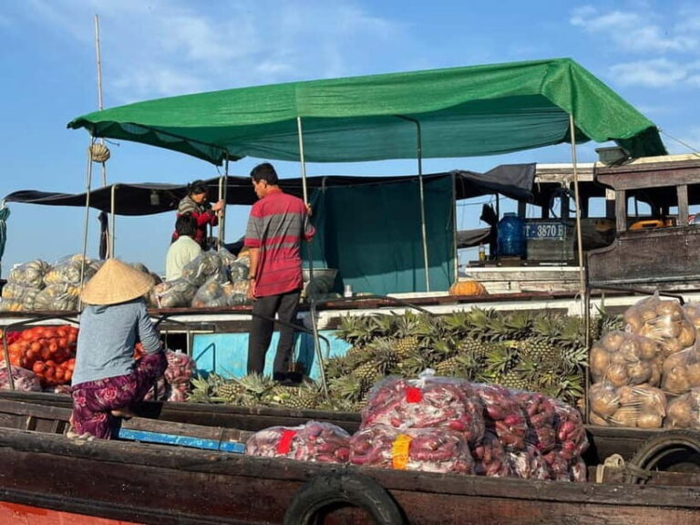 Can Tho: Floating Market, Cacao & Canals with French Guide - A Deep Dive into the Tour Experience