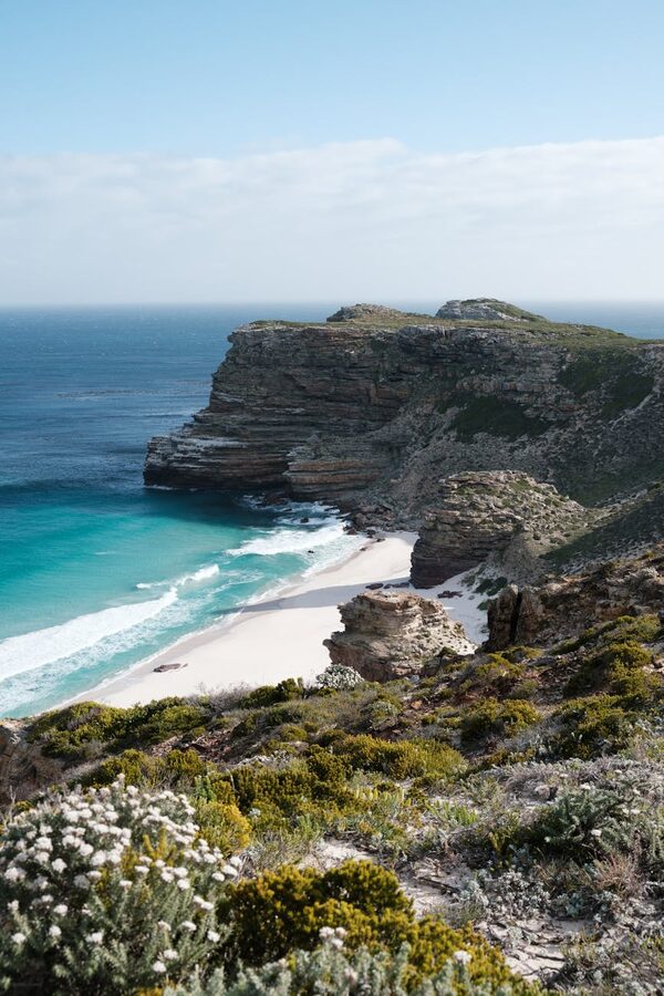 Diaz Beach with rocky cliffs and blue ocean