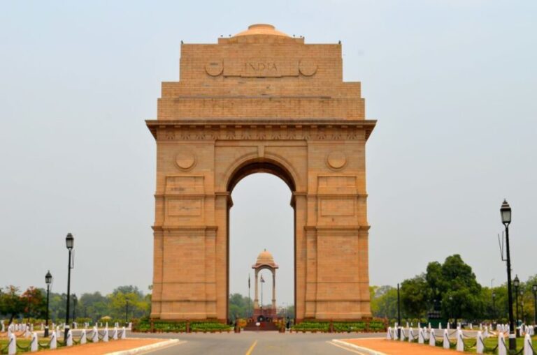 Delhi: Half-Day Private Guided Tour with Transport & Guide - Authentic Encounters and Real Traveler Feedback