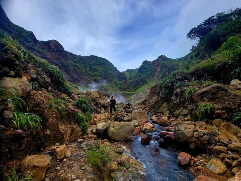 Dominica: Hiking tour to the boiling lake! - The Boiling Lake: A Natural Phenomenon