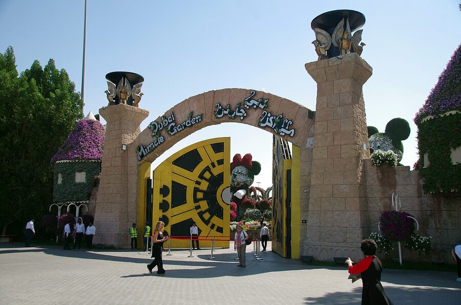 Flower wall at Dubai Miracle Garden