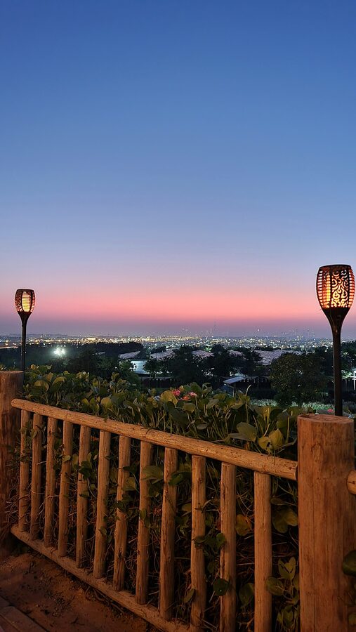 Dubai Safari Park dinner experience area