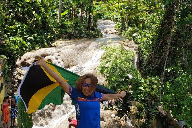 Dunn's Falls and Blue Hole Daytrip with Lunch from Montego Bay & Trelawny - Who Should Consider This Tour?