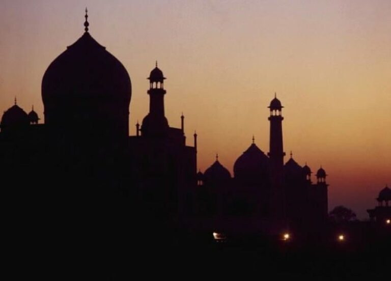 Guided Sunset Tour Of Taj Mahal with Skip-The-Line Entry - Visiting at Sunset — Why It Matters