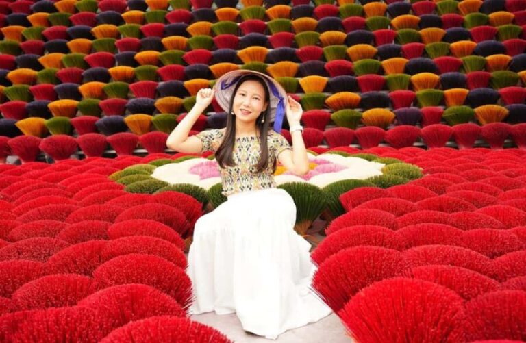 Hanoi: Incense Village, Conical Hat and Knife-Making Tour - Quang Phu Cau Incense Village: A Fragrant Introduction