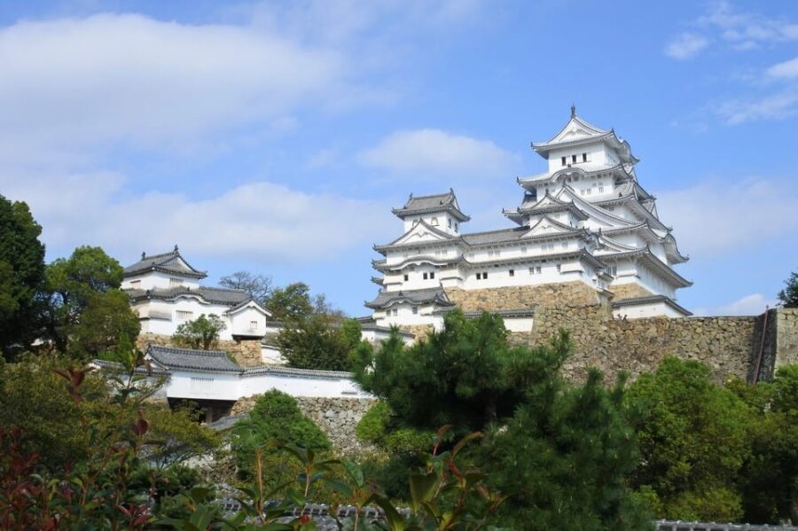 Himeji: Express Guided Tour of Himeji Castle in 90 Minutes - The Itinerary in Detail