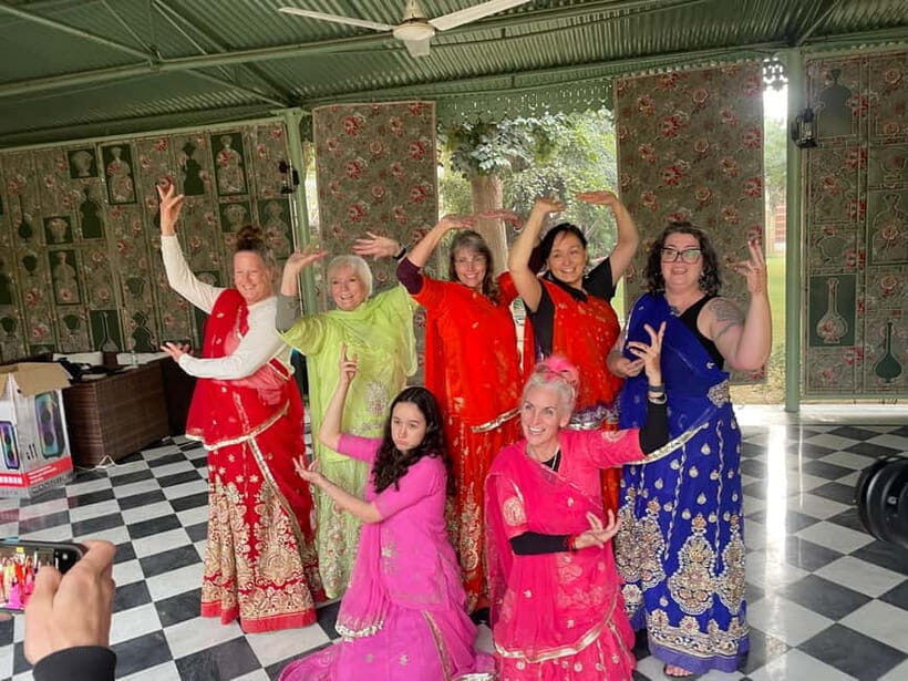 Jaipur: Namaste Bollywood l Dance like a Star - Authenticity and Review Highlights