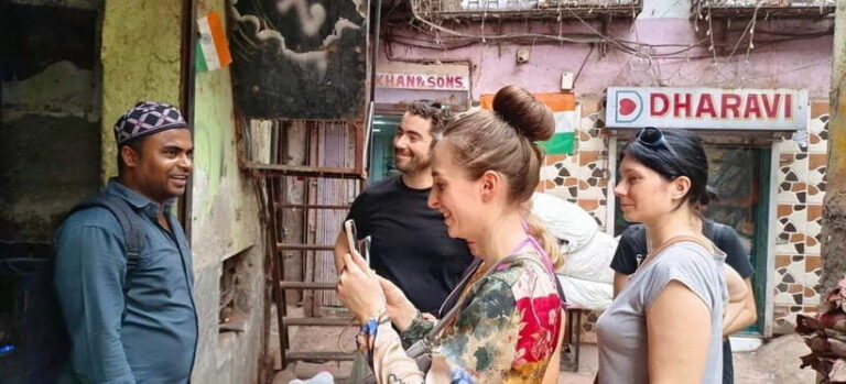 Mumbai: Private Dhobi Ghat Laundry & Slum Tour with Pickup - Practical Details: What to Expect