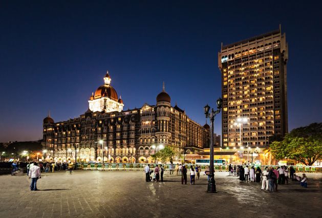 Mumbai: Private Walking Tour with a Local - Itinerary and highlights