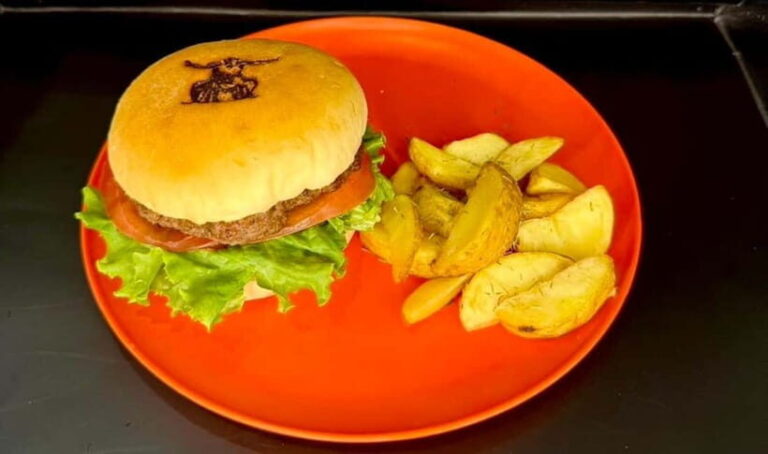 Osaka:SUMO BEATS SHOWCASE: Taiko Drum and Wagyu burger! - What to Expect: The Breakdown of the Experience