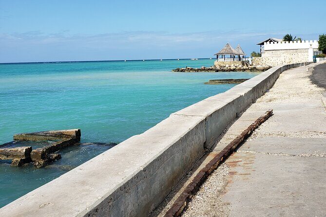 Private Sangsters Int. Airport Pickup to Montego Bay Resorts - Practical Details and Tips