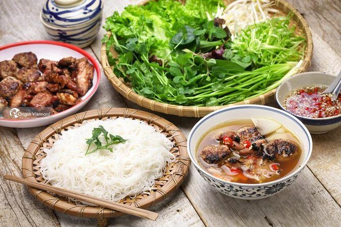 Private Tour Hanoi Food Tasting - Walking - Train Street Visting - What Past Travelers Say