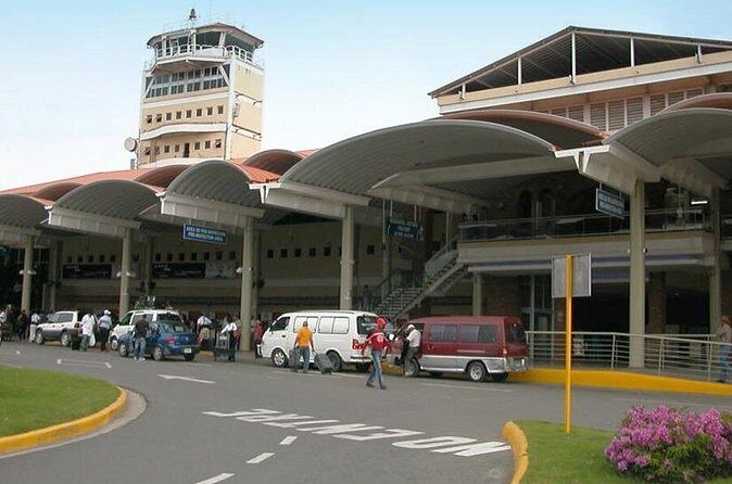 private transfer Santiago Airport to Sosua or Cabarete - The Drivers: Punctual, Courteous, and Professional