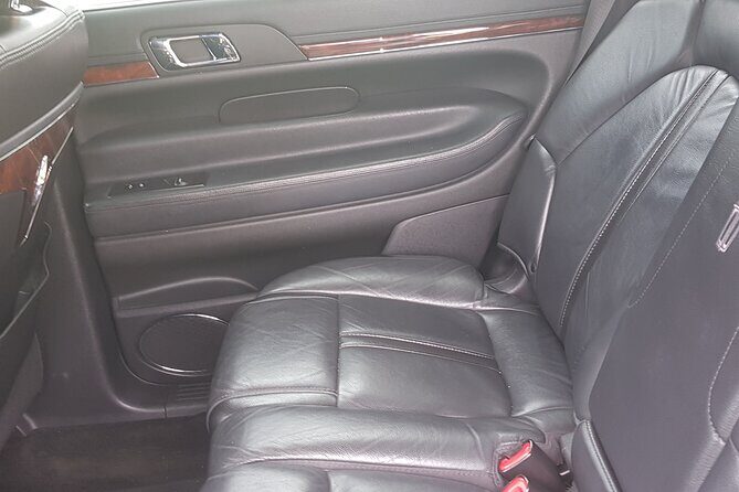 Round trip Airport Private Transfer (Nassau Limousine) - Who Will Love This Service?