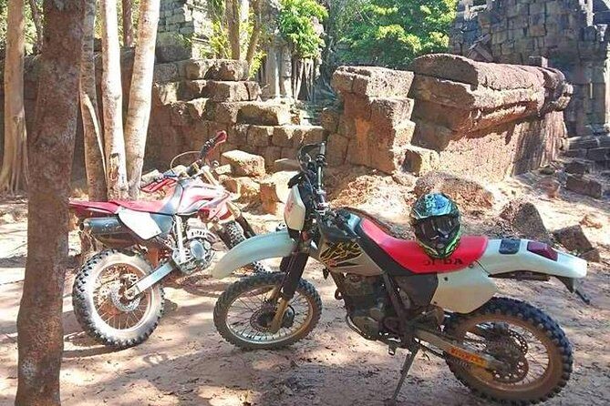 Siem Reap One Day Dirt Bike MotorbikeTour - The Equipment and Safety