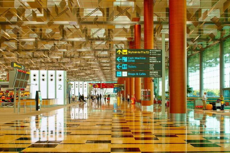 Singapore: M1 Tourist SIM Simcard - What Makes This SIM a Good Fit