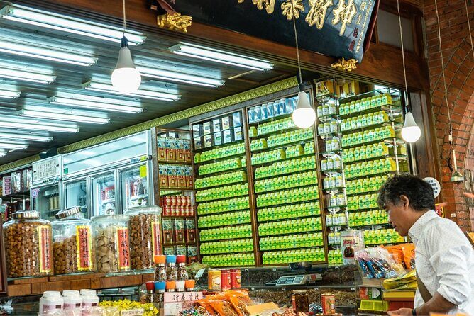 Taipei Street Food & Night Market Tour with a Local: Private & Custom - Price & Value Considerations