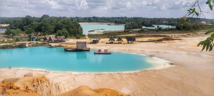 Teluk Sebong: Bintan Desert and Blue Lake Trip - Activities and Photo Opportunities