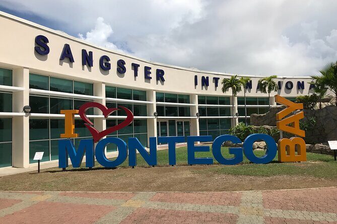VIP Luxury Montego Bay Airport Transfer to Montego Bay/ Falmouth - Comfort and Privacy