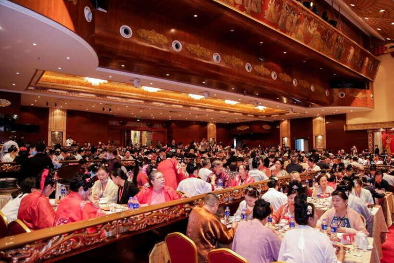 Xi'an: Tang Dynasty Show Tickets Booking - Is It Worth the Price?