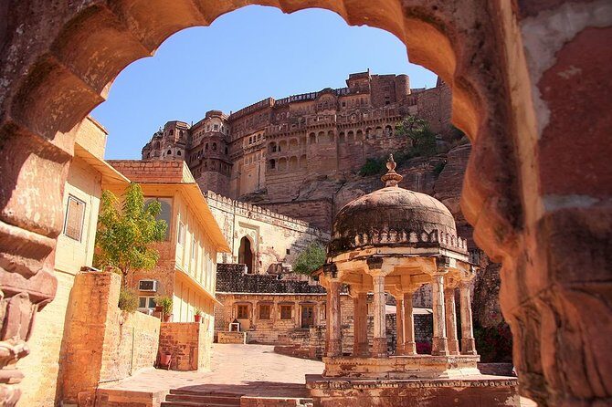 3 Days Guided Jodhpur & Udaipur Tour From Jaipur With Hotels - Detailed Look at the Itinerary