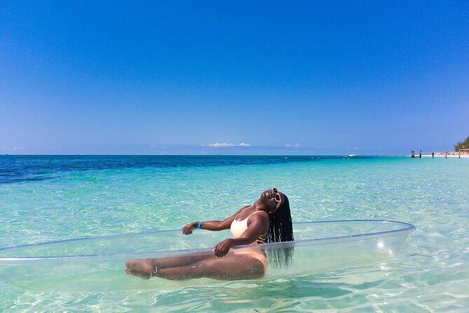 Beach Day and Clear Kayak Photoshoot in Bahamas - What’s Included and What’s Not