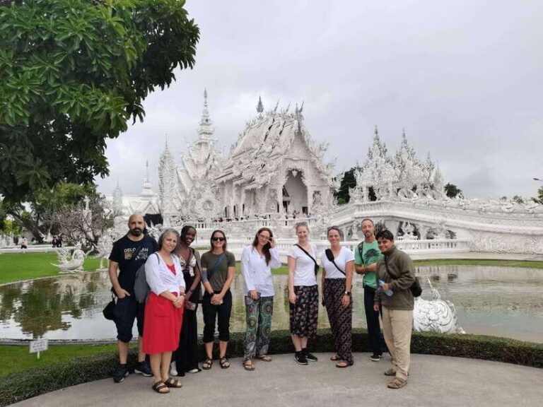 Chiang Rai: City Highlights One-Day Tour with Thai Lunch - Transportation and Group Size