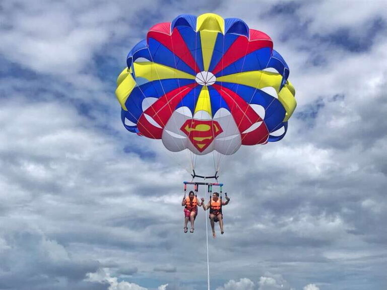 Coron: Parasailing Experience - Who Will Love This Experience?