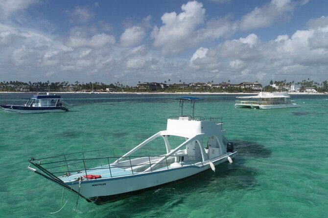 GlassBottom Catamaran with Slide - Who Should Book This Tour?