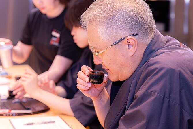 Japanese Sake Tasting & Wagyu Sukiyaki Cooking Class in Tokyo - How the Reviews Reflect the Experience