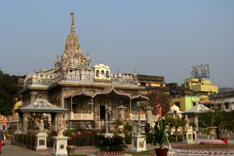 Kolkata: Full-Day Spirituality & Temples Tour - Transport and Comfort