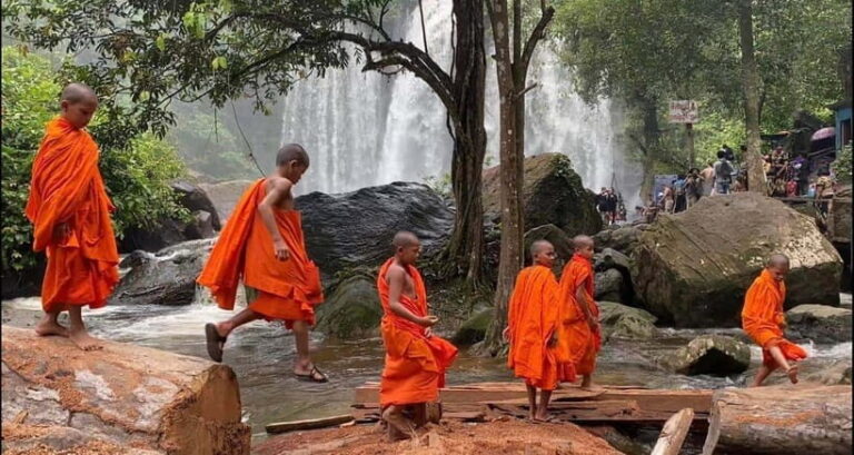 Kulen Waterfall Park with Small Groups & Guide tour - Starting the Journey from Siem Reap
