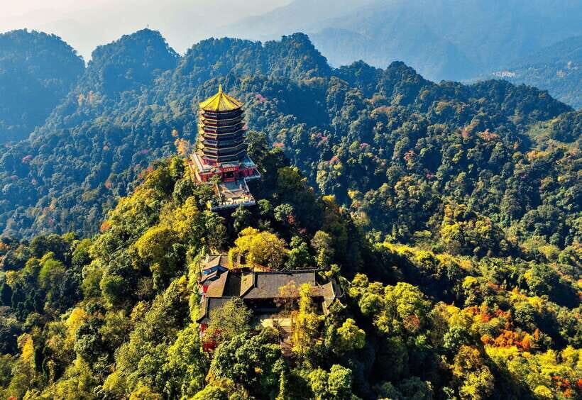 Mount Qingcheng Tour: Explore Serene and Sacred Taoist Site - What Travelers Say