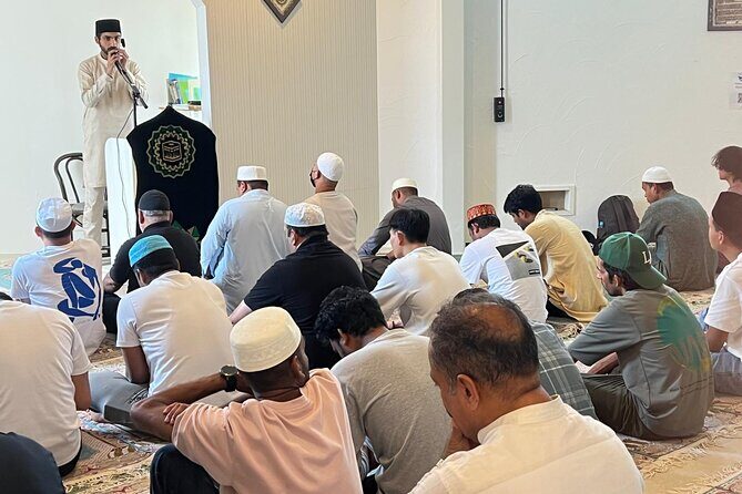 Muslim Friendly Mt. Fuji Tour with Halal Lunch and Prayer Time - Transportation & Practical Details
