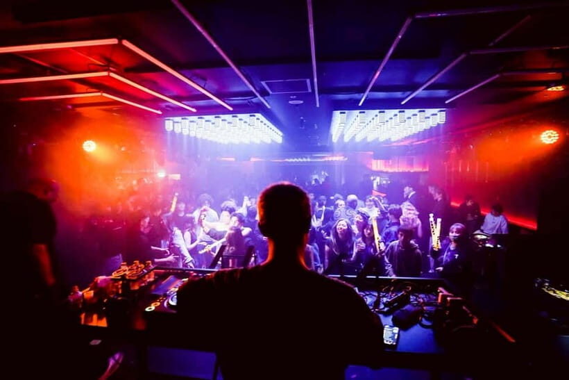 Osaka Dotonbori:GIRAFFE Nightclub Ticket & VIP (For Foreign) - Who Should Consider GIRAFFE Nightclub?