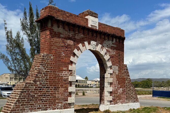 Port Royal (UNESCO World Heritage site)and Downtown Kingston Tour - Who Will Love This Tour?