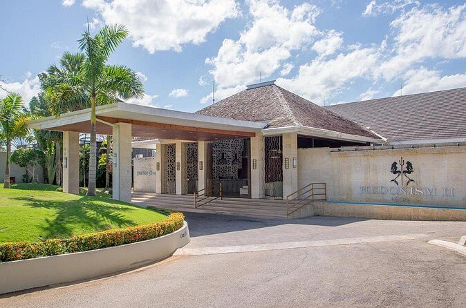Private Transfer between Hedonism ll Resort and Airport - Real Travelers, Real Experiences