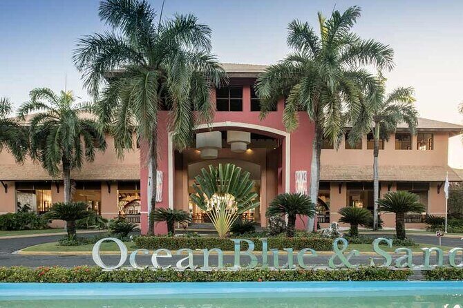 Private Transfer Punta Cana Airport to from Ocean Blue and Sand - The Route and Experience