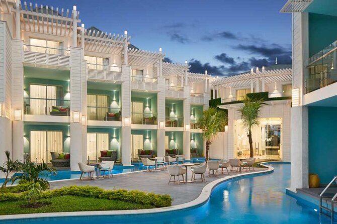 Private Transportation from Montego Bay Airport to Negril hotels - The Review from Actual Travelers