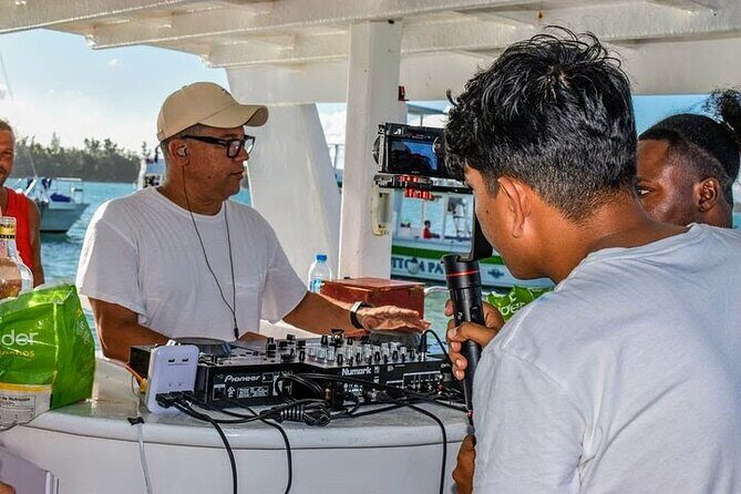 Punta Cana: Party Boat + Snorkeling Diving Music Drink Open Bar - Who Will Love This Tour?