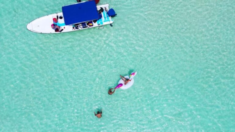 Punta Cana: Saona Island All Included Open Bar Catamaran - Navigating to Saona Island: The Scenic Boat Ride