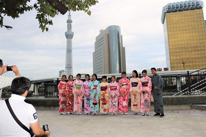 Ride a rickshaw wearing a kimono in Asakusa! Enjoy authentic traditional culture! - FAQ