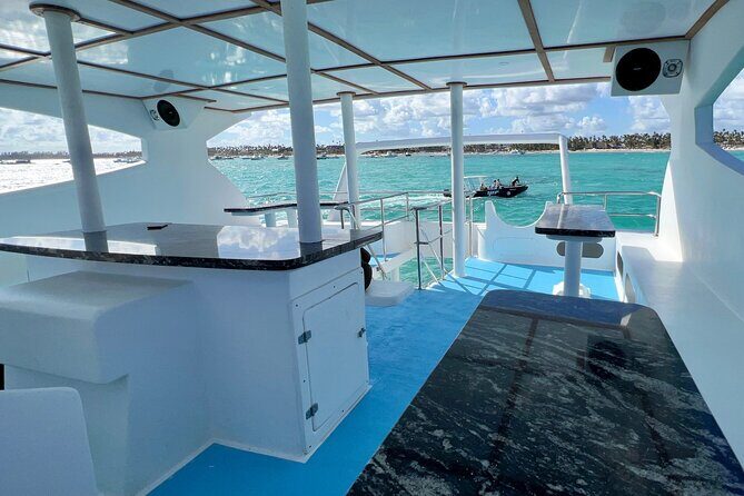 Sand-Bar Punta Cana Party Boat unlimited drinks, snorkeling Vibes - The Itinerary Breakdown