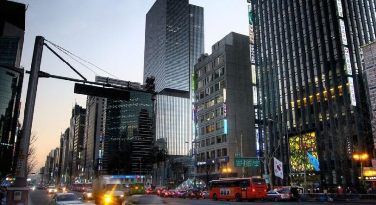 Seoul: 4-Hour Gangnam Walking Tour With Customized Itinerary - Exploring the Gangnam District: What You Can Expect