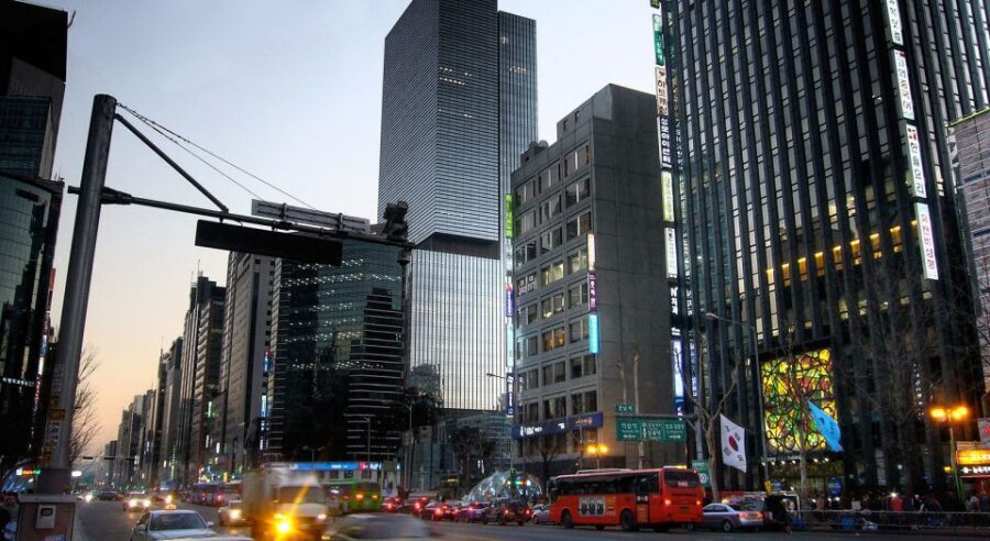 Seoul: 4-Hour Gangnam Walking Tour With Customized Itinerary - Exploring the Gangnam District: What You Can Expect