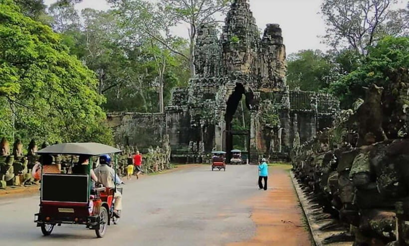 Siem Reap : Private Tuk-Tuk Tour of the Magnificent Temples. - The Experience on the Ground